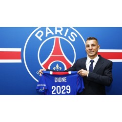 Lucas Digne voitti UEFA Super Cupin pian liityttyään Paris Saint-Germainiin Lucas Digne voitti UEFA Super Cupin pian liityttyään Paris Saint-Germainiin